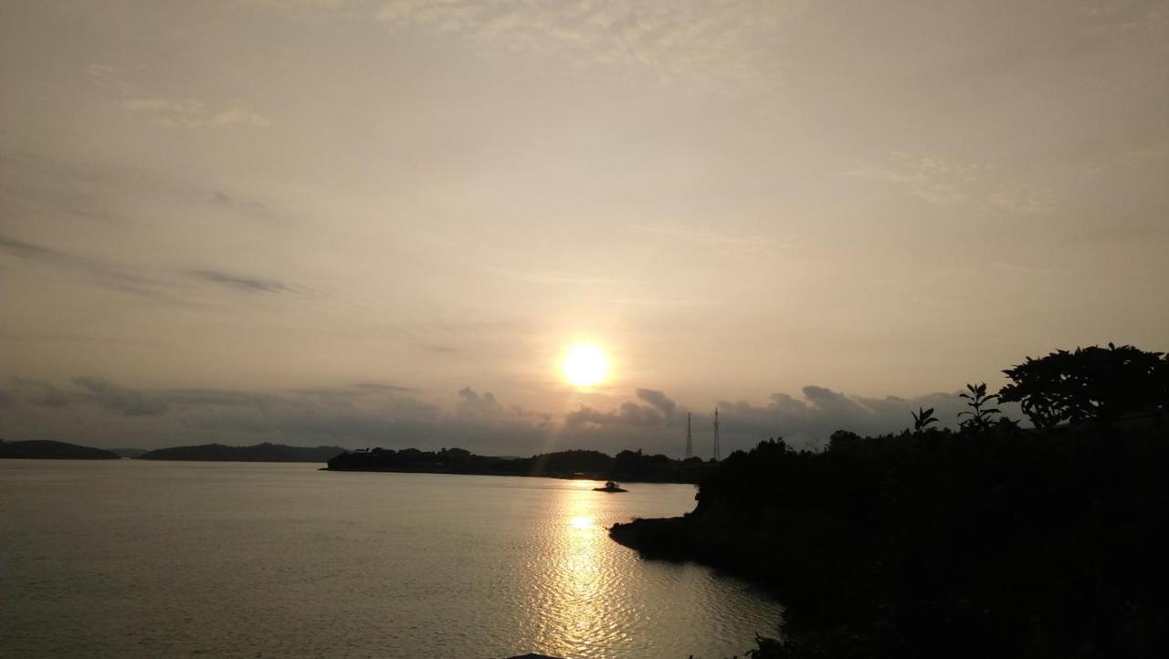 Barelang Bridge Hotel Batam Экстерьер фото