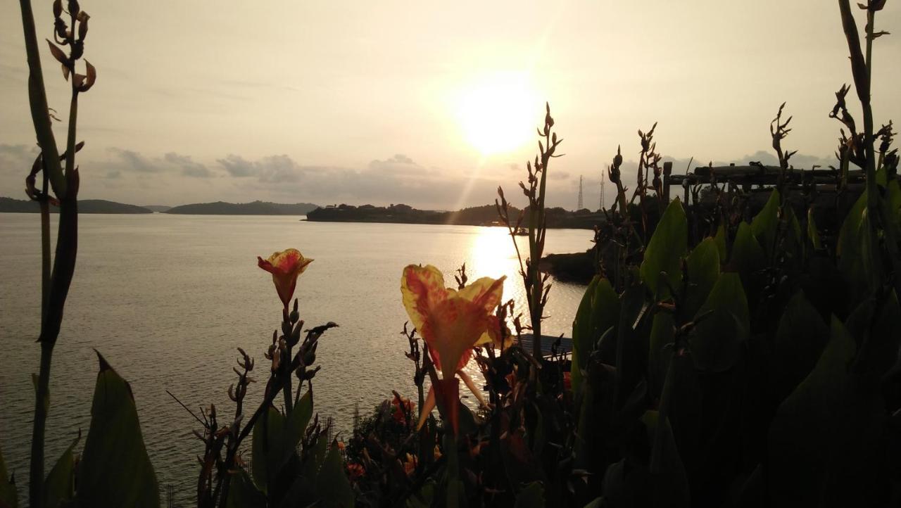 Barelang Bridge Hotel Batam Экстерьер фото